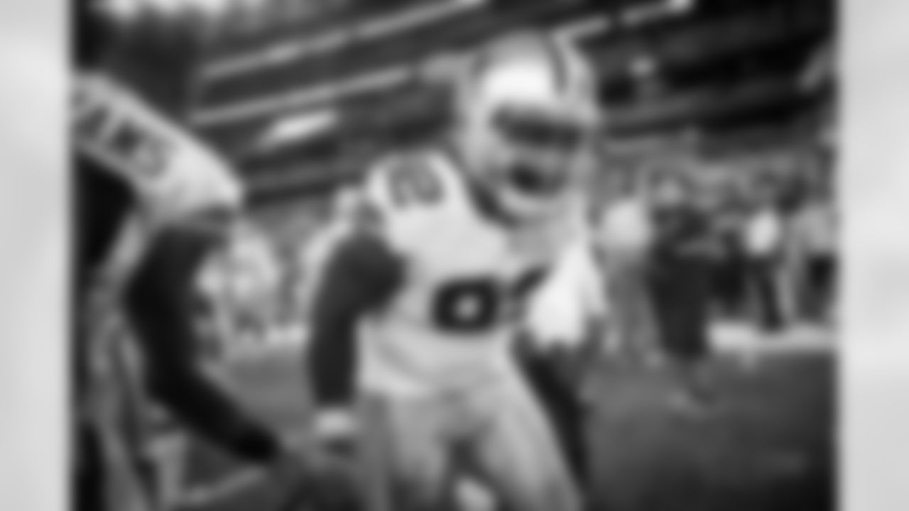 20161030_dal_vs_phi_cedric_thornton_selects_jj2296.jpg