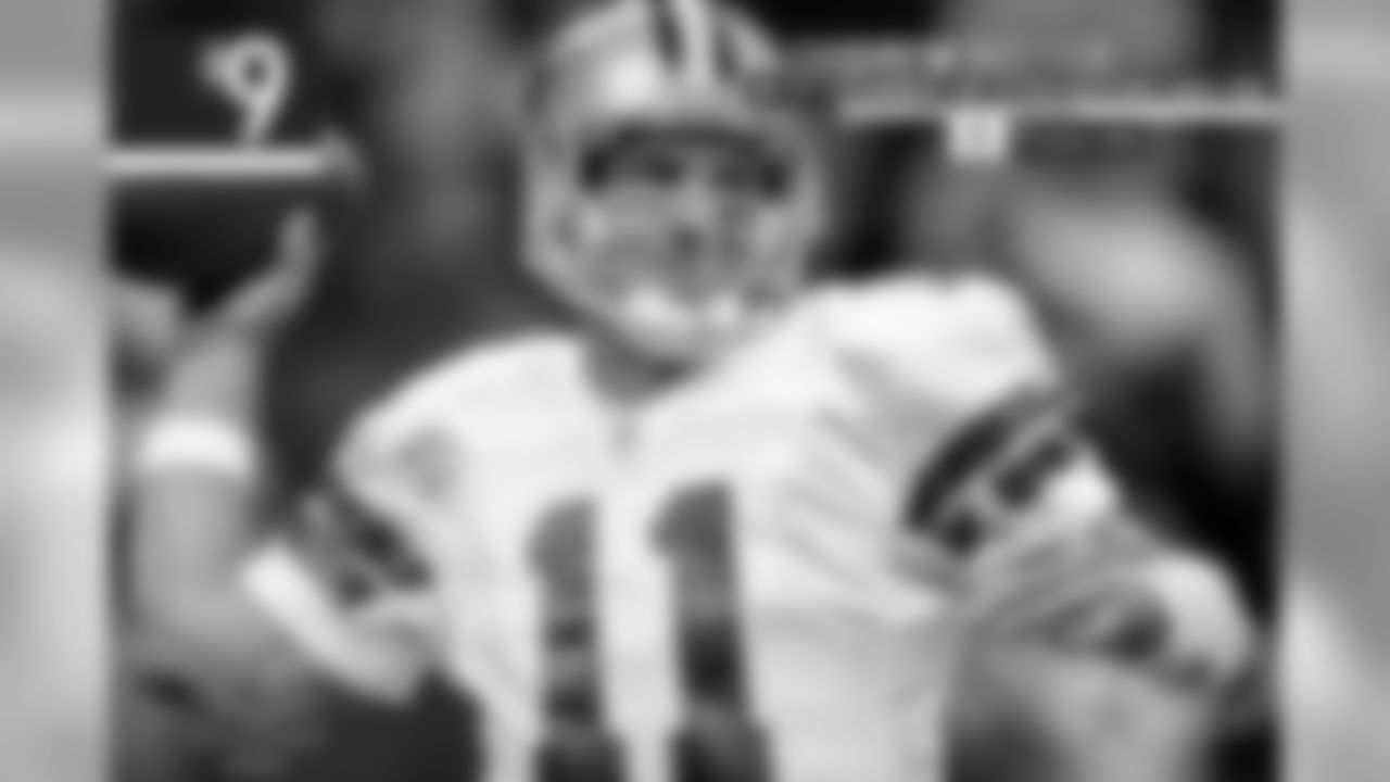 9. Drew Bledsoe (1993, Patriots, 1st overall)
Like Testaverde, Bledsoe was brought in by Parcells, but his role was to start – at least until someone better came along. For a year and a half, Bledsoe held the starting gig until Tony Romo eventually took over. But Bledsoe wasn't bad – his 23 TDs in 2005 was the fifth-highest of his 14-year career.