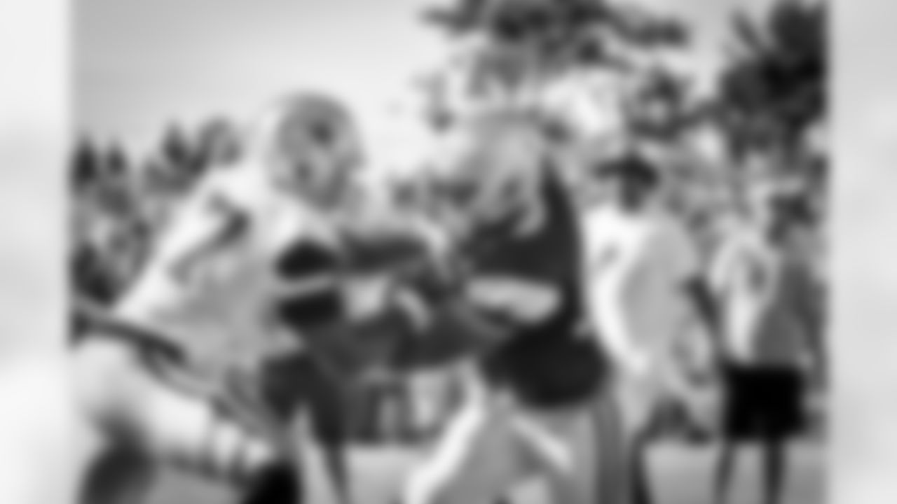 08022015_training_camp_afternoon_smith_gregory_jj857.jpg