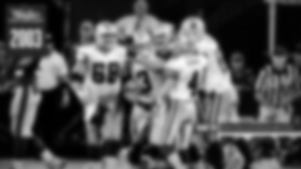 2003 – Cowboys 35, Giants 32 (OT) – This was Bill Parcells' return to the Meadowlands and it was certainly a memorable night. Billy Cundiff booted seven field goals, including one that tied the game in regulation and then another in overtime to give Parcells his first win with the Cowboys, beating the team he won two Super Bowls with. The Cowboys lost a 23-7 second-half lead, only to rally back in the final seconds behind Quincy Carter and the offense to force overtime and then eventually win.
