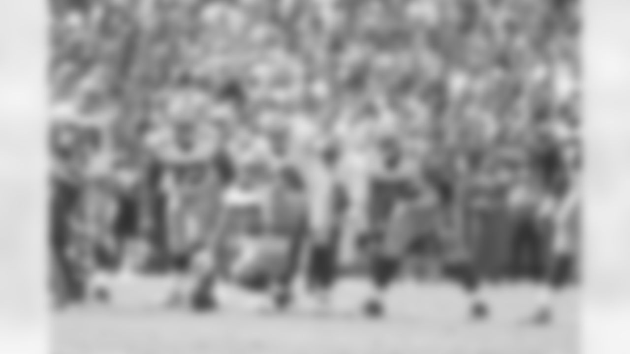 temp20130915_DAL_KC_quickies159.jpg