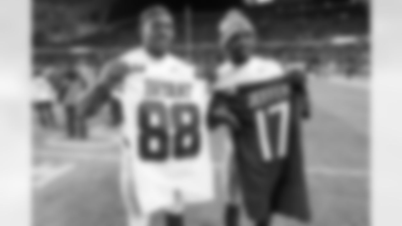 dez_alshon_20141204_dal_chi_quickies342.jpg