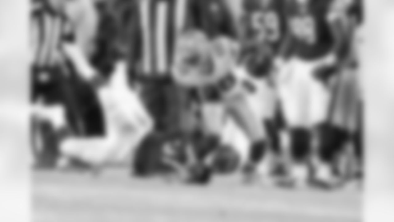 bryant_20141204_dal_chi_quickies109.jpg
