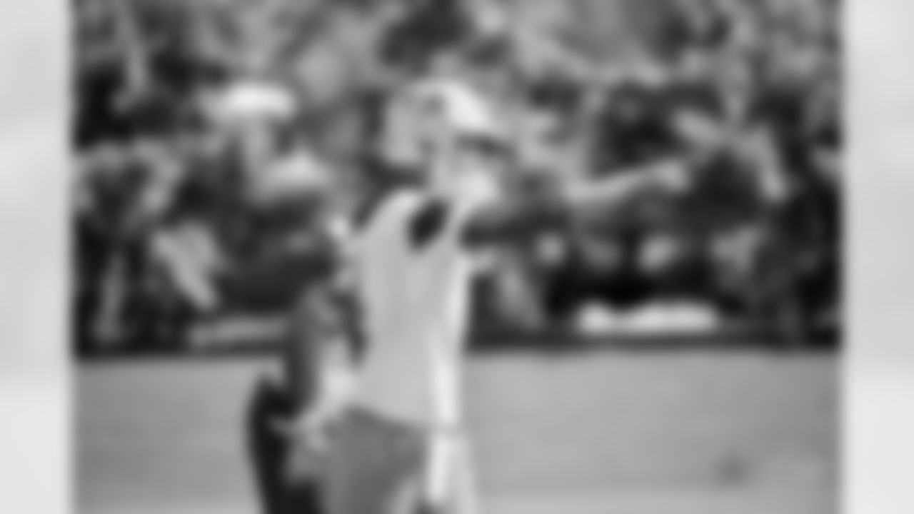 20180605_otas_dak_prescott_selects_jj_98278.jpg