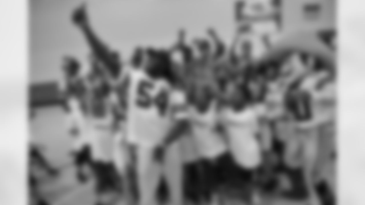 20160919_nfl_play_60_selects_jj0198.jpg