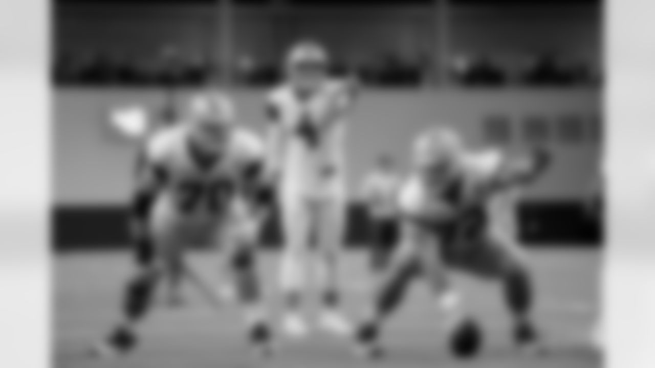 20170823_dal_dak_prescott_selects_jj35582.jpg