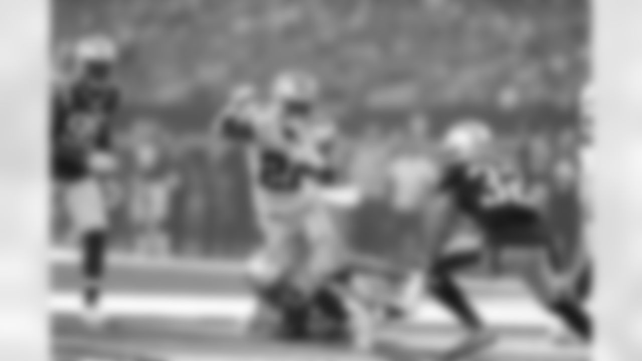 11 October 2015: Views
of the Dallas Cowboys in the 30-6 loss to the New England Patriots at AT&T Stadium in Arlington, Texas. Photo by James D. Smith/Dallas Cowboys