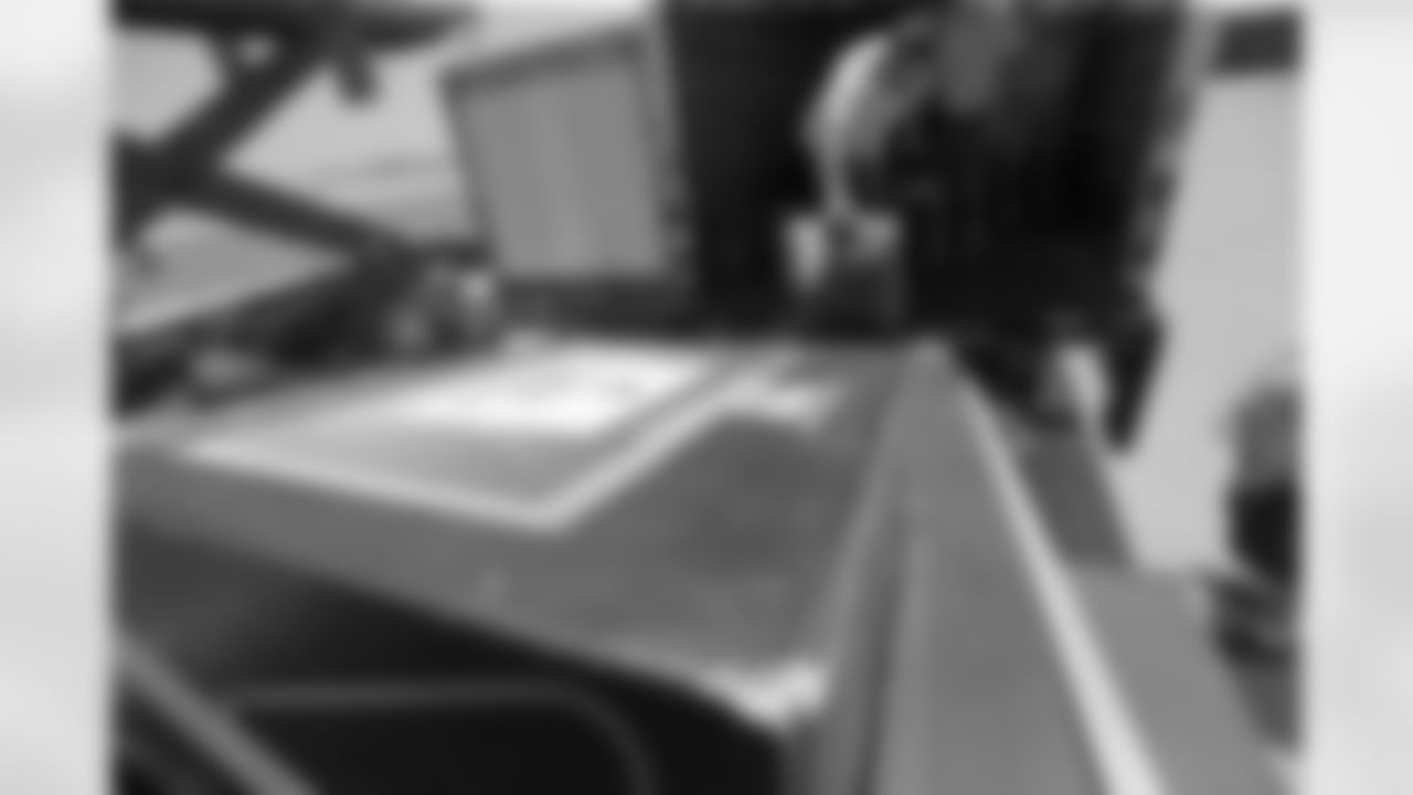 20150728_dal_dfw_luggage_truck09.jpg