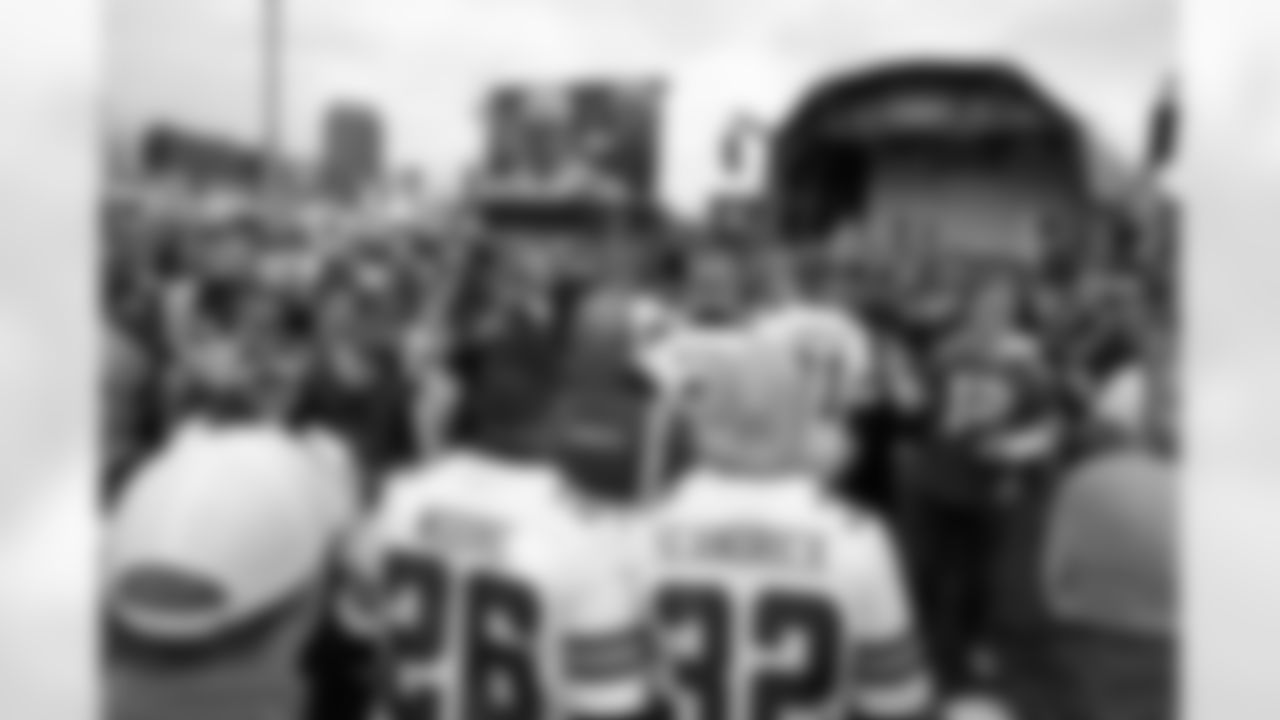 london_dal_fan_fest_quickies08_1.jpg
