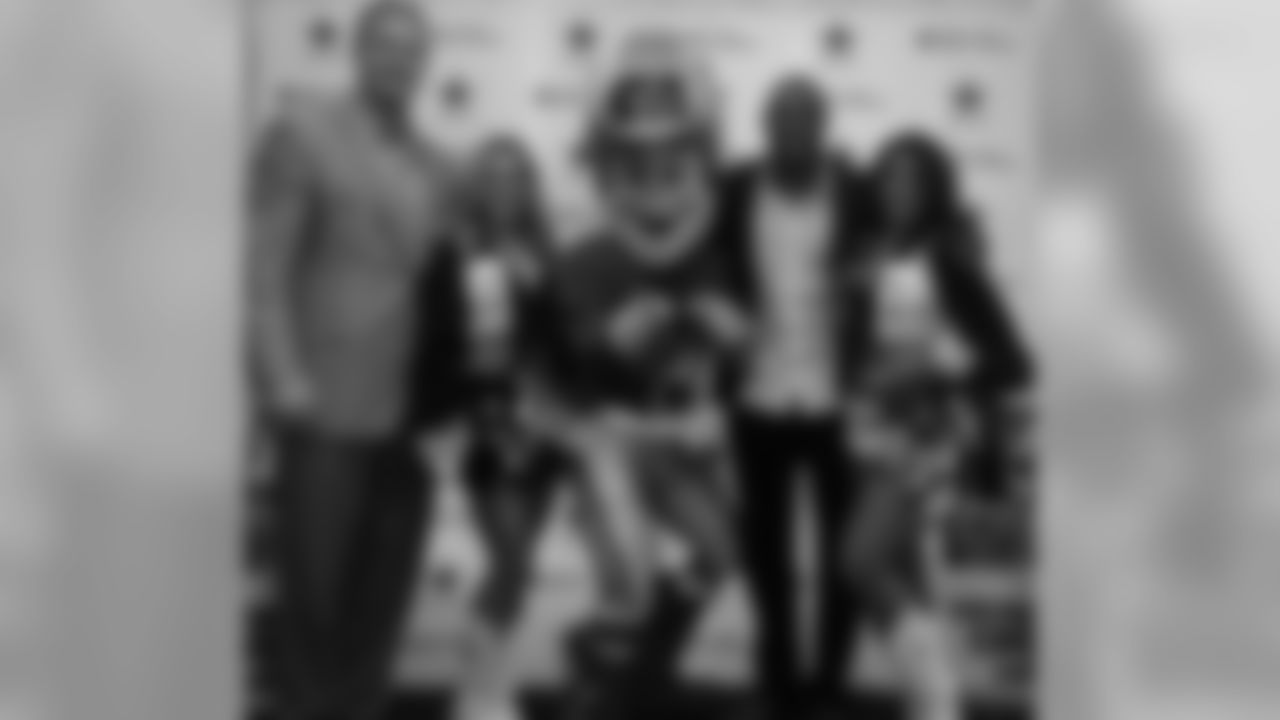 rowdy_photo_-_hennings_woodson_dcc_at_toys_for_troops_2014_0.jpg