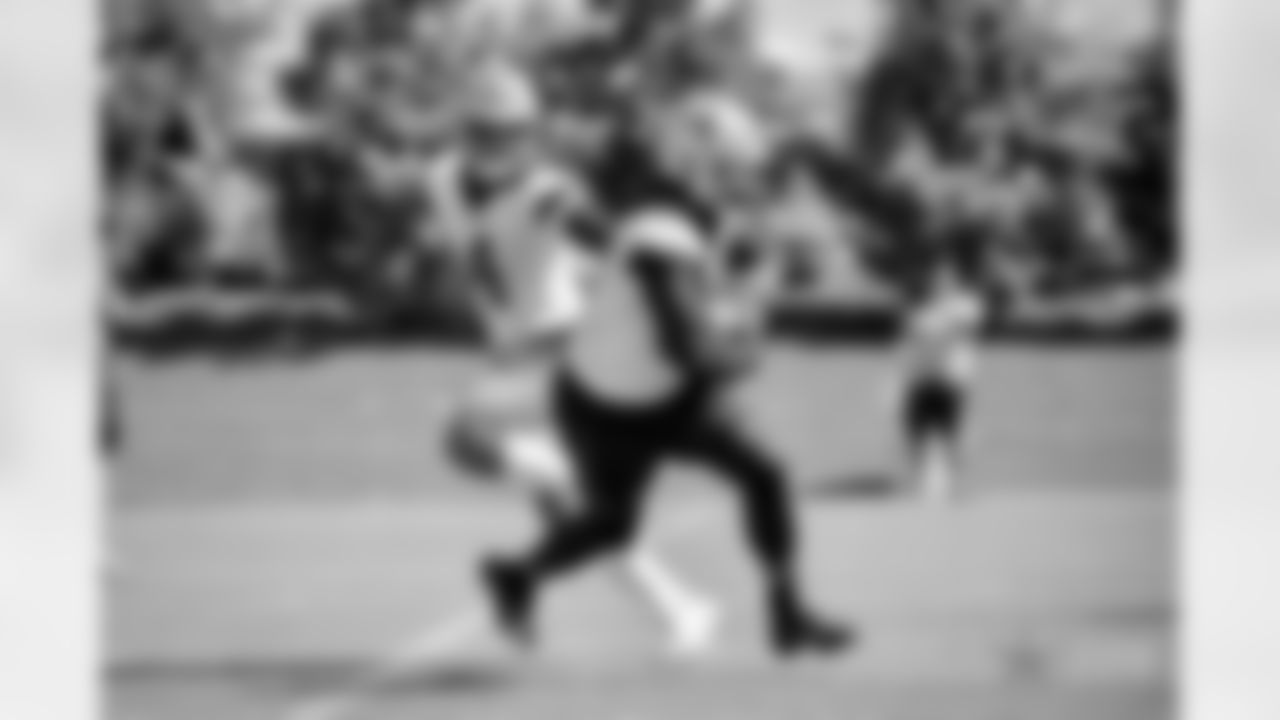 20180605_otas_dak_prescott_ezekiel_elliott_selects_jj_98334.jpg