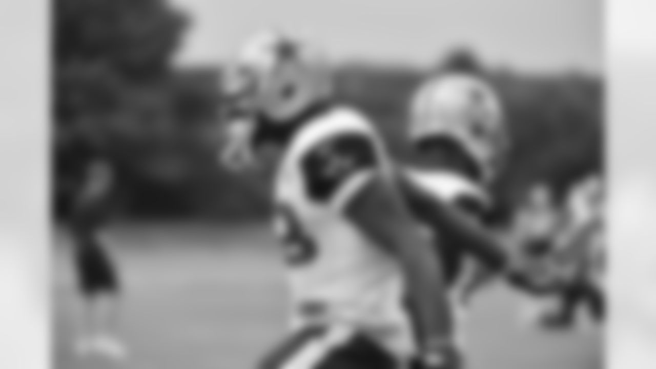 20151022_practice_dez_bryant_jj0139.jpg