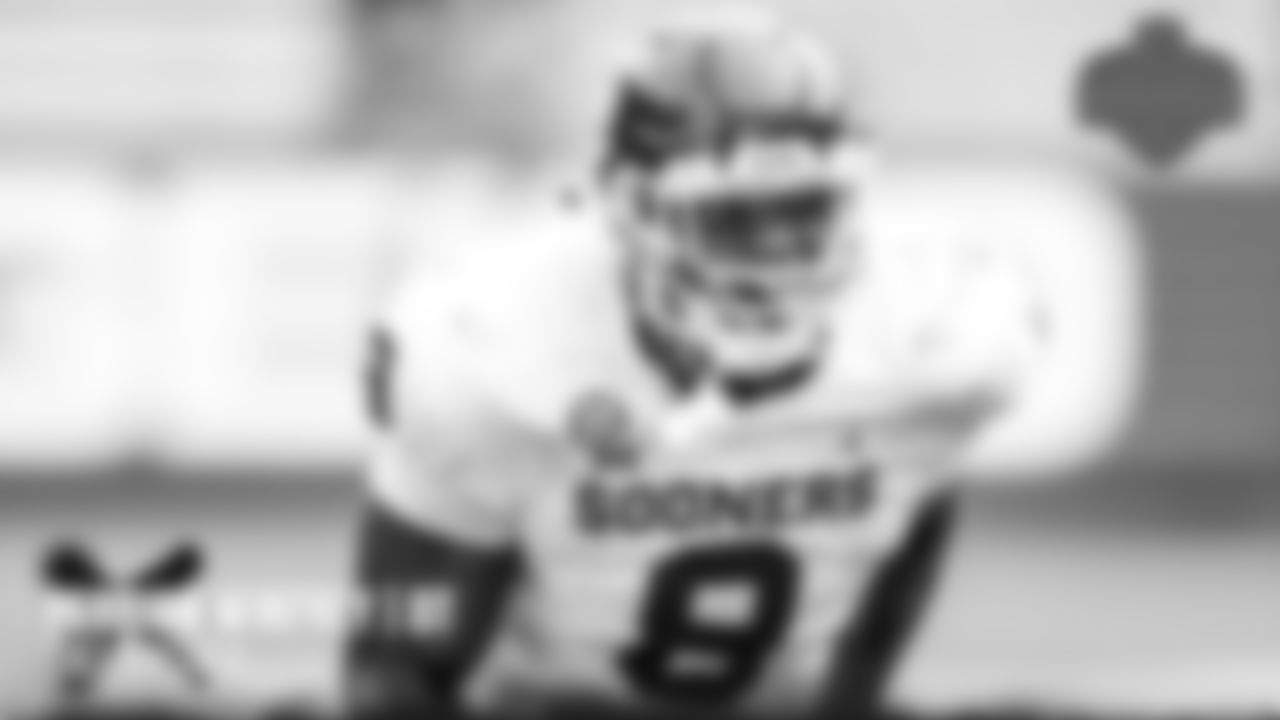 Cowboys-Targets-For-Day-2-Include-TEs,-WRs,-DEs-8