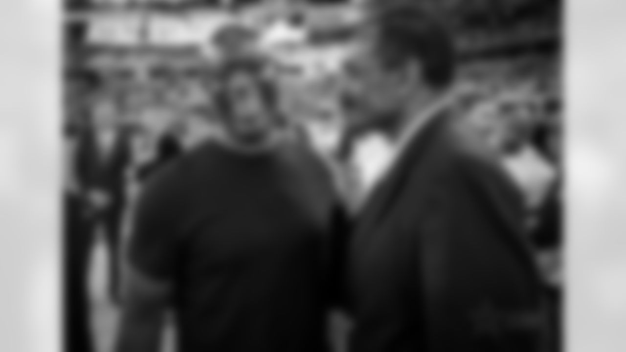 20161030_dal_calvin_hill_eric_dickerson01.jpg