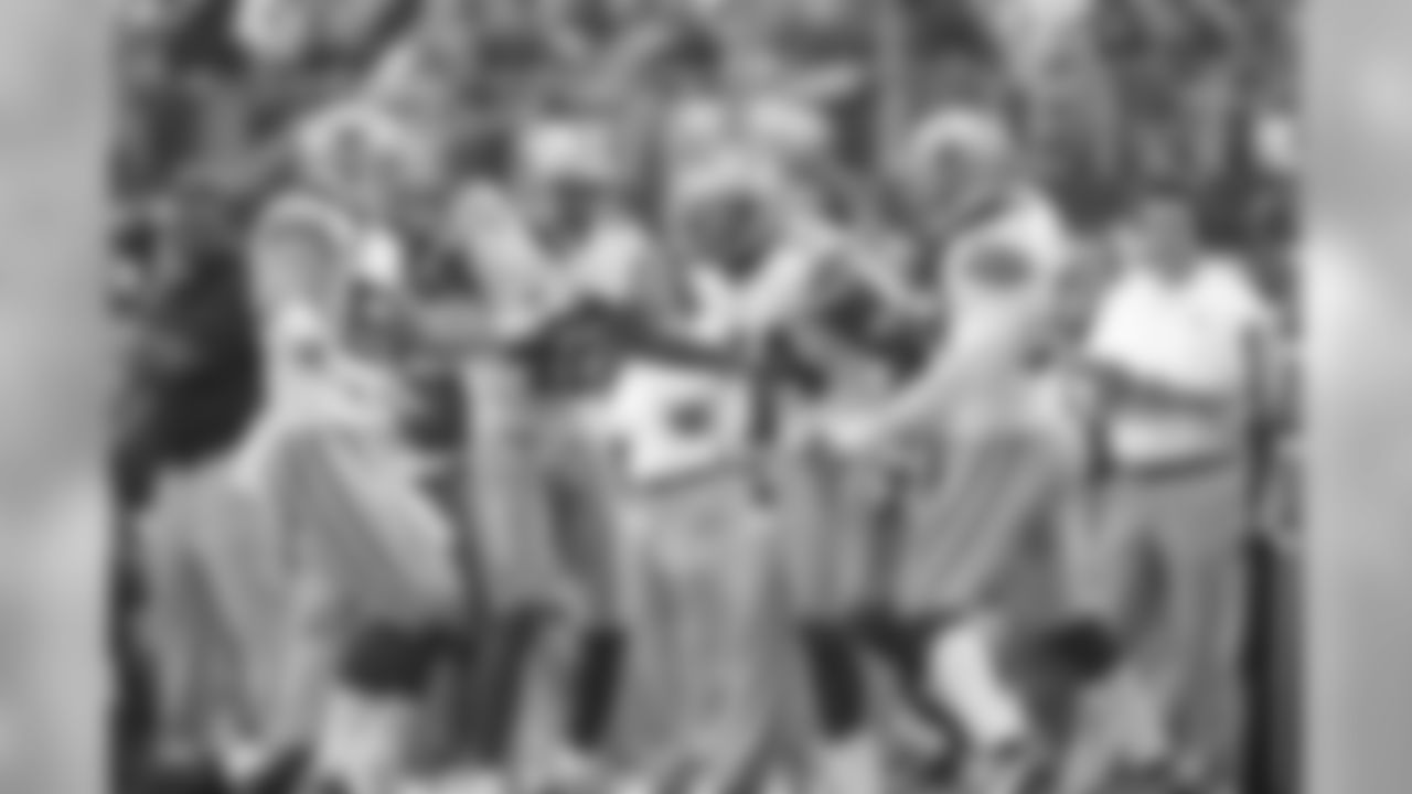 temp20120923_DAL_TB095.jpg