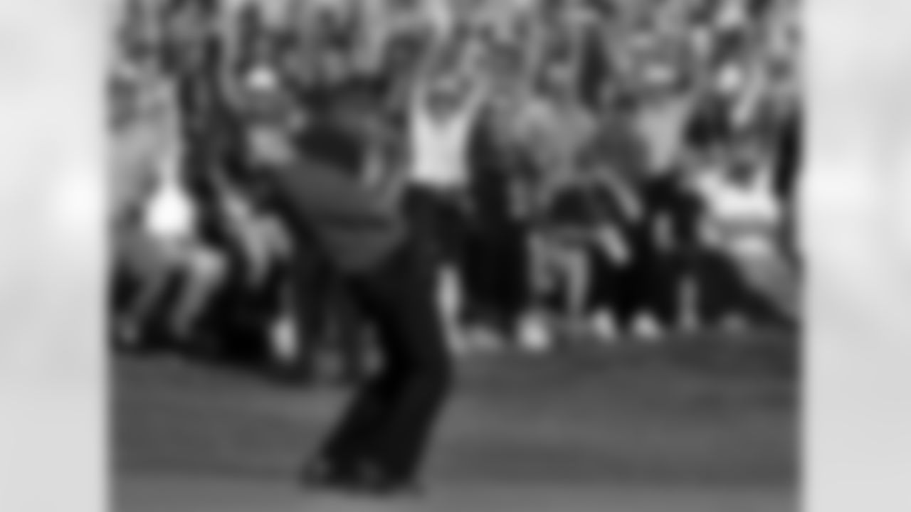 GET IN THE HOLE! #ProudBryan on hand as Tiger Woods wins the 2008 U.S. Open.