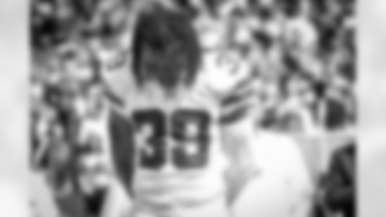 20161002_dal_vs_sf_brandon_carr_selects_jj1183.jpg