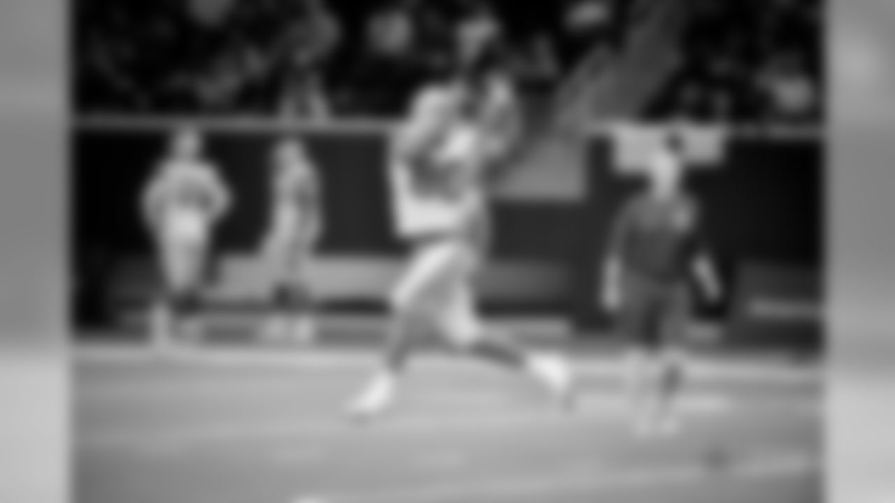 20180823_Training Camp_Rico Gathers_Selects_JJ_019314