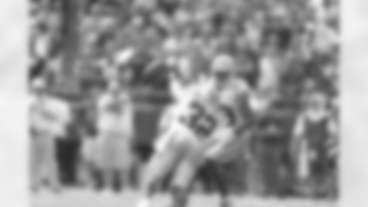 temp20130915_DAL_KC_quickies145.jpg