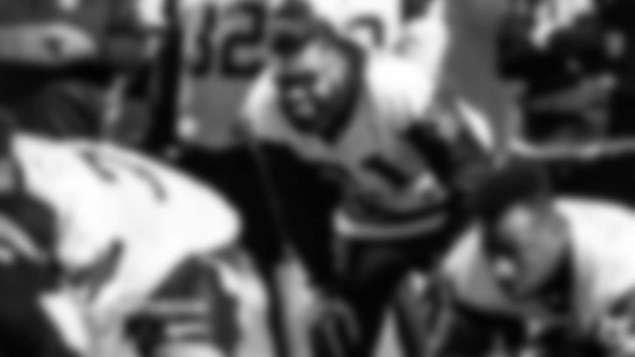 Building It BackIt's still a work in progress, but the Cowboys' run game does seem to be clicking at a higher level than before.
Sunday marked the third-consecutive week the ground game surpassed 120 total rushing yards, as both Ezekiel Elliott and Tony Pollard enjoyed success against the Giants. This run of performances comes after they topped 100 total rushing yards just once from Week 8-12.
Between his own improving health and the improved performance of his offensive line, Elliott said that was due to several variables.
"Just a little bit of everything," he said. "Feeling healthier. Getting guys back. Playing better up front. Offensive line, they have been working their tail off all year. And it's showing."
-David Helman (12/21)