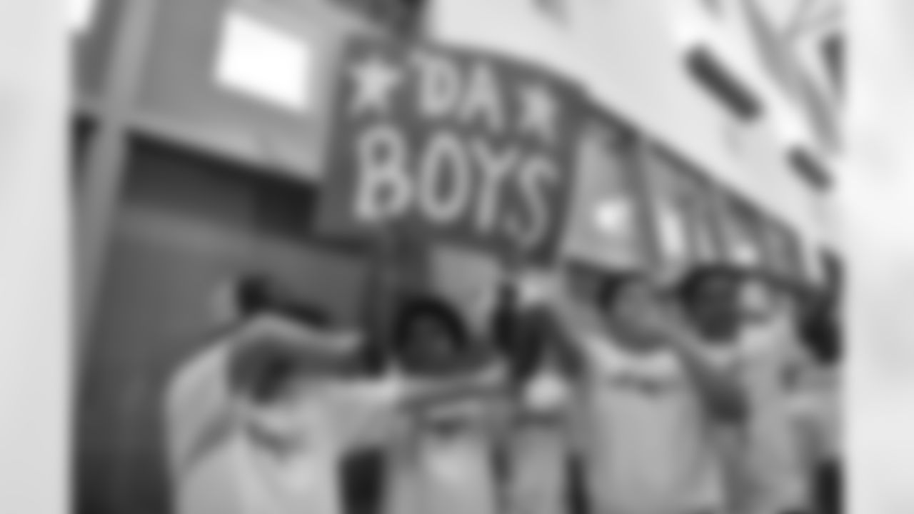20160919_nfl_play_60_selects_jj0162.jpg