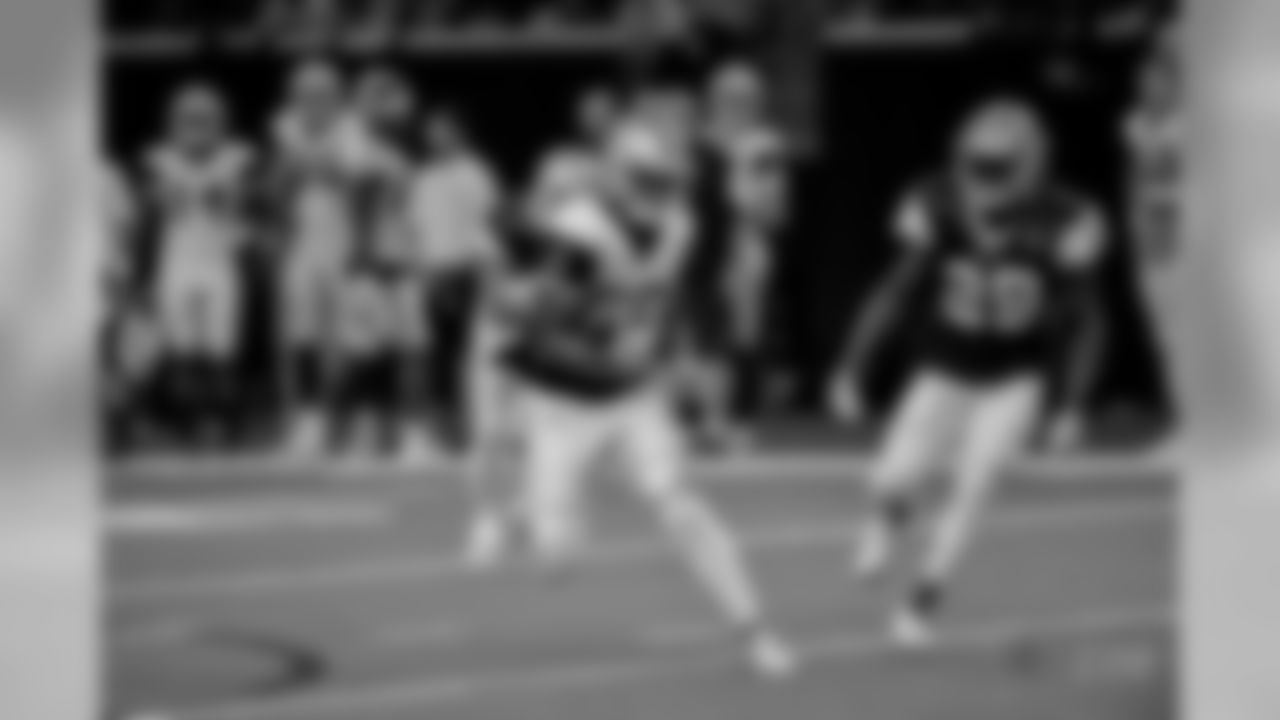 20170828_dal_noah_brown_selects_jj37945.jpg