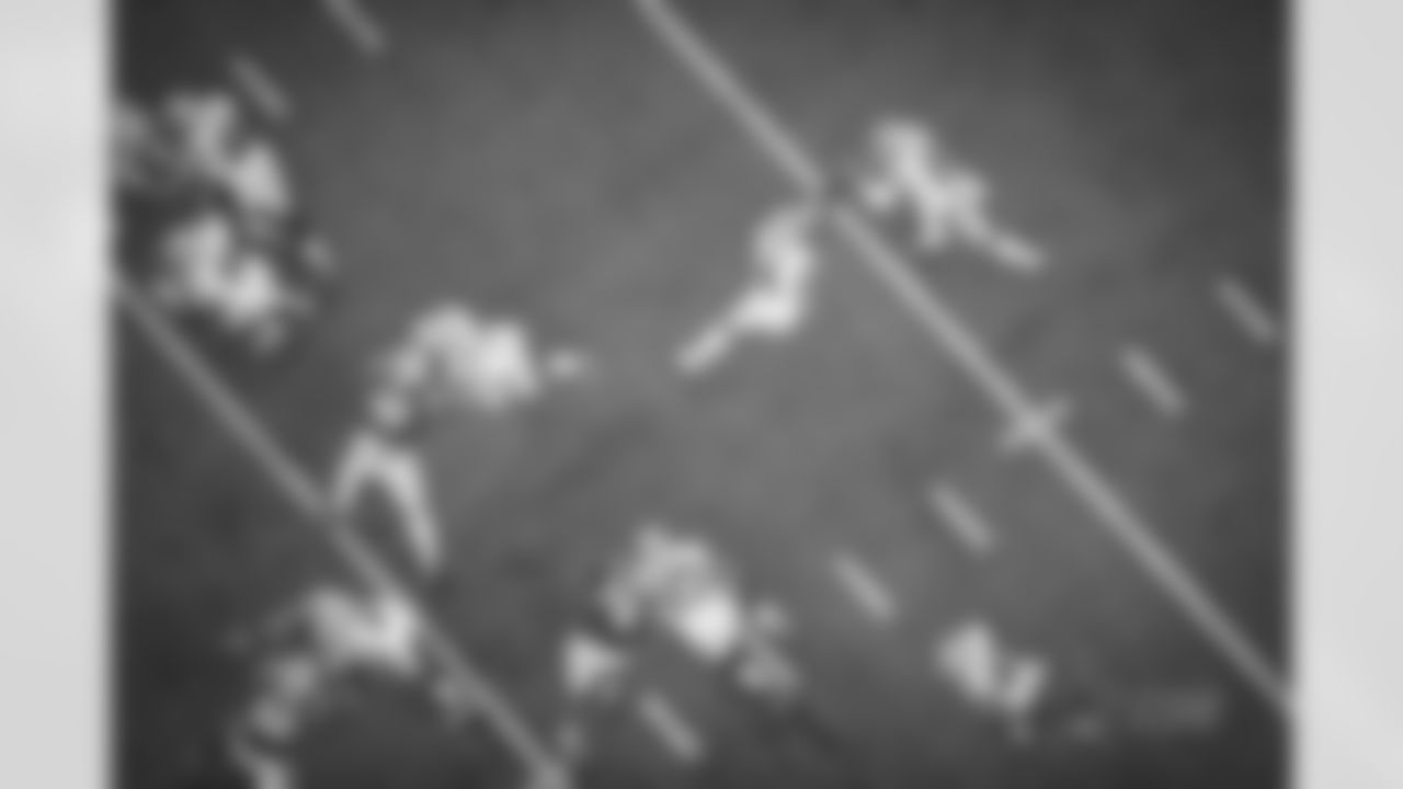 2010115_gb_dal_quickies114.jpg