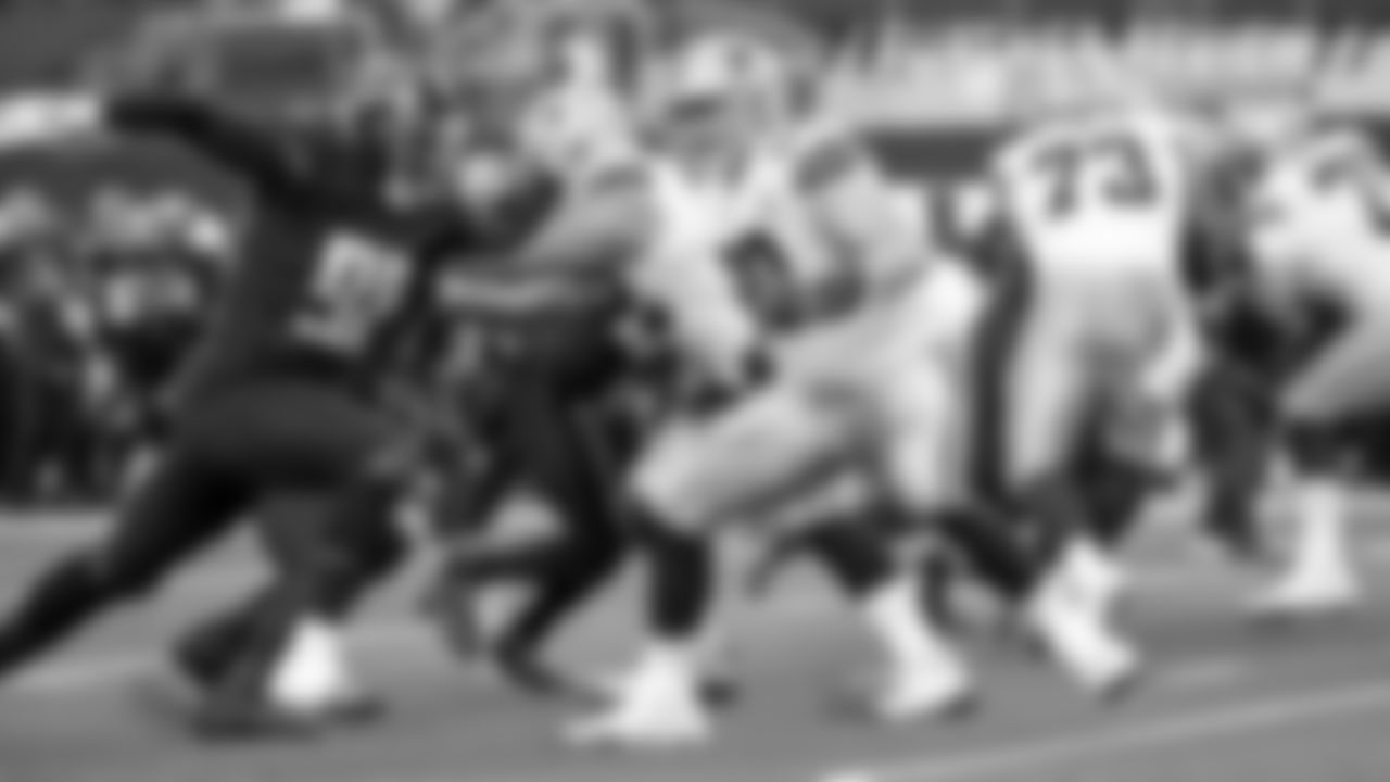Unsung Hero:
How about the play of Brandon Knight? The second-year tackle, who has spent most of his time at guard this offseason and training camp, was called into action to replace Tyron Smith this week. Knight not only filled in nicely, but held his own on that left side, protecting Dak's blindside.