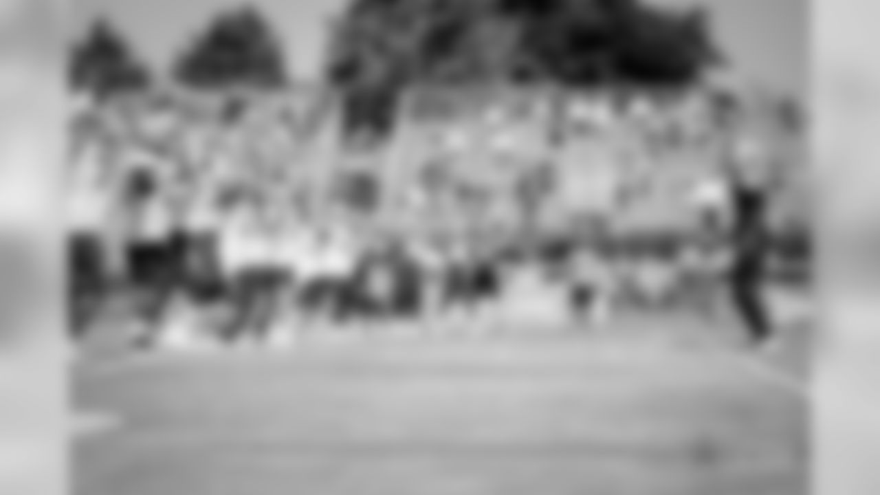 20180815_Training Camp_Byron Jones_Selects_JJ_013811