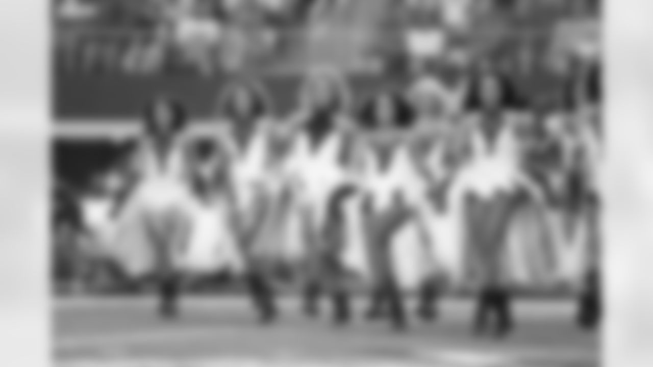 20141027_dal_cheers_halloween088.jpg