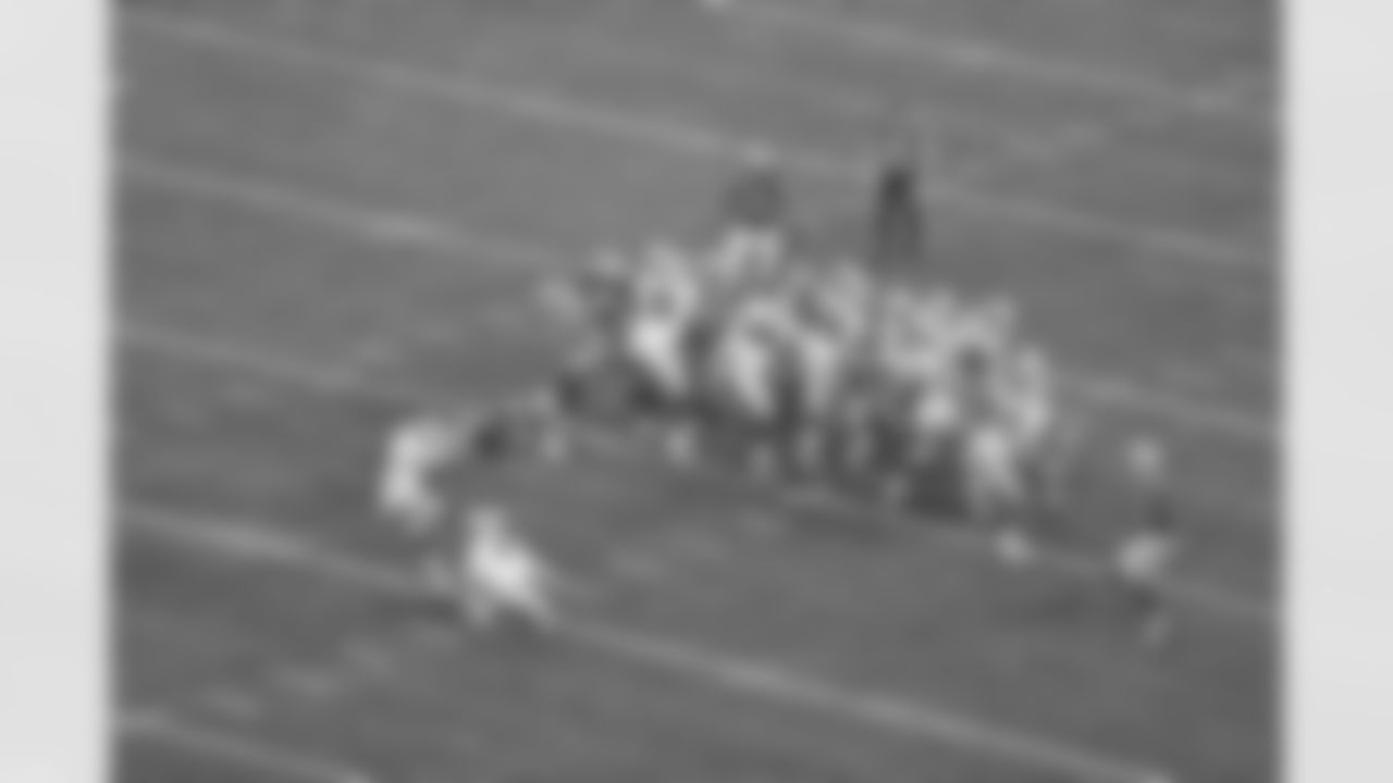 temp20131215_GB_DAL_quickies203.jpg