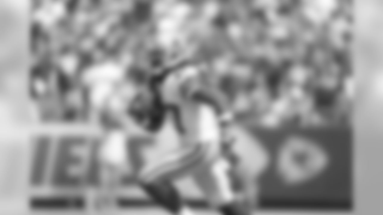 temp20130915_DAL_KC_quickies138.jpg