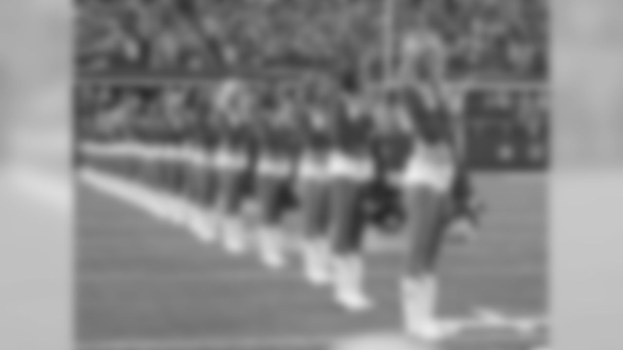 tempCheers1015_19.jpg