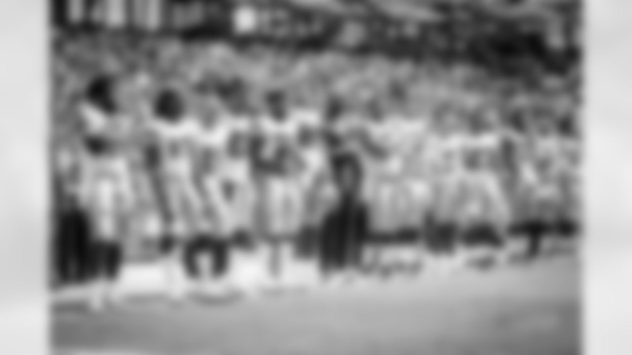 20161002_dal_vs_sf_anthem_team_selects_jj1236.jpg