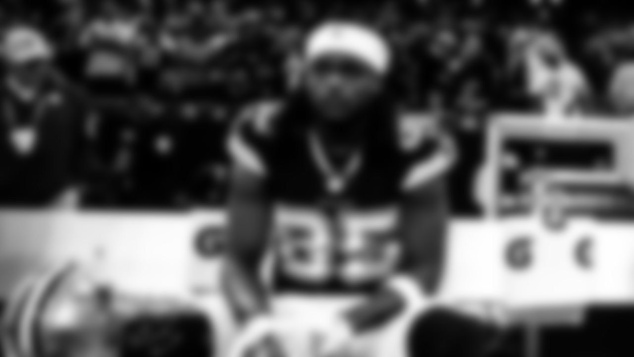 Brown Down
Noah Brown was one of the Cowboys' few absences at practice this week, and Mike McCarthy confirmed he'll be missing for a little bit.
"It's going to be a couple-week injury," McCarthy said.
McCarthy didn't elaborate when asked if Brown would need to be moved to injured reserve on Thursday morning, but the team eventually made that move later in the day. Brown will now be out for at least the next three games, which would still give him a chance to return in January.
The health of the receiver corps has been a consistent storyline this season. Michael Gallup missed much of the season with a calf strain, while Amari Cooper and CeeDee Lamb have both been sidelined in recent weeks. Cedrick Wilson is also working through an ankle injury that held him out last week.
Fortunately for the Cowboys, Cooper, Lamb and Gallup all seem to be fully healthy and ready for a full workload this weekend.
-David Helman (12/9)