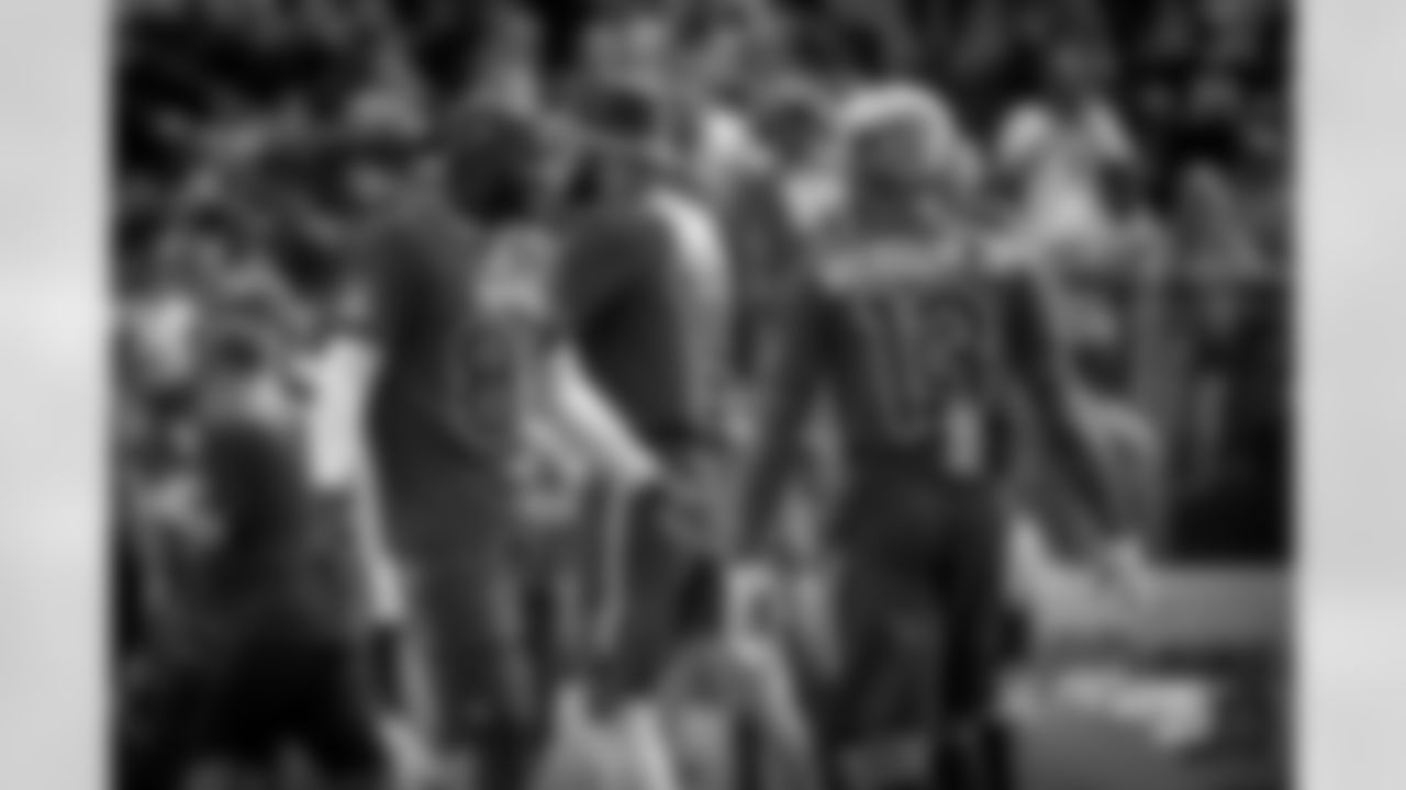 20170127_probowl_dez_bryant_selects_jj29099.jpg