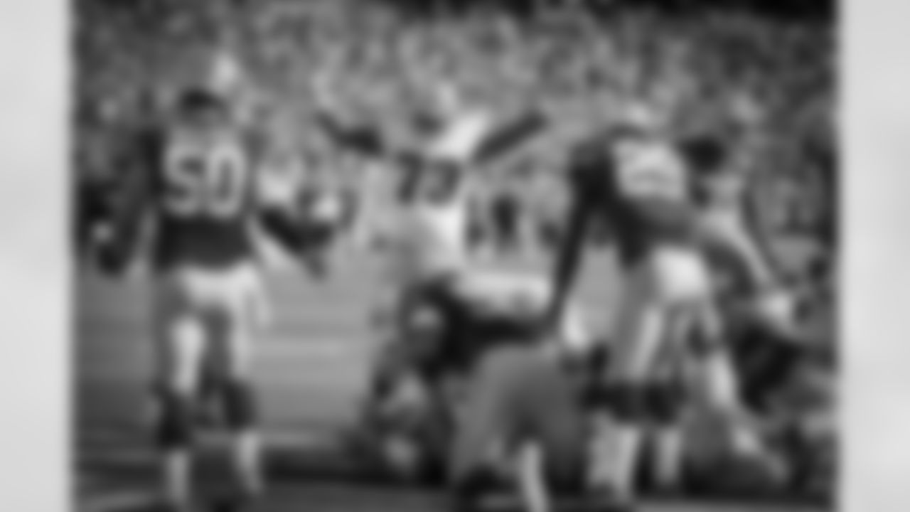20161002_dal_joe_looney01.jpg