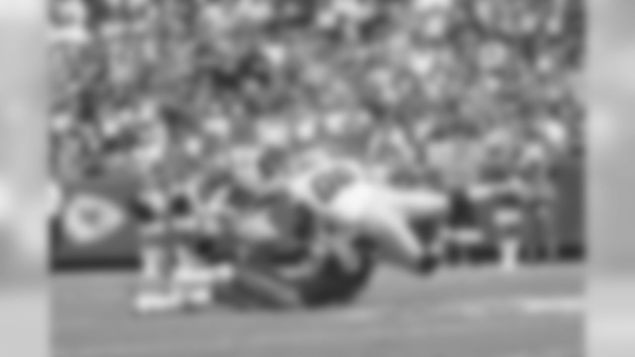 temp20130915_DAL_KC_quickies103.jpg
