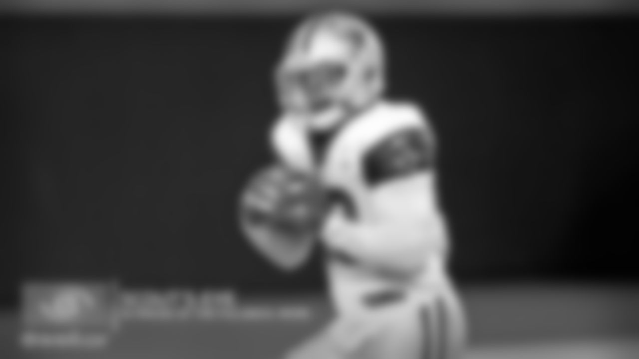 Just my opinion, but Jamize Olawale is a much better receiver than blocker. I am still waiting for him to go and dig a defender out of the hole. But when it comes to catching the ball he has unbelievable skills. Olawale ran a wheel route from the slot on Jeff Heath that was a thing of beauty. The clearing route by Jon'Vea Johnson took Chidobe Awuzie out of the play, which gave Olawale the sideline to work. He had a good three yards on Heath when the ball softly floated into his hands from Prescott. Olawale tracked it all the way as he put it away.