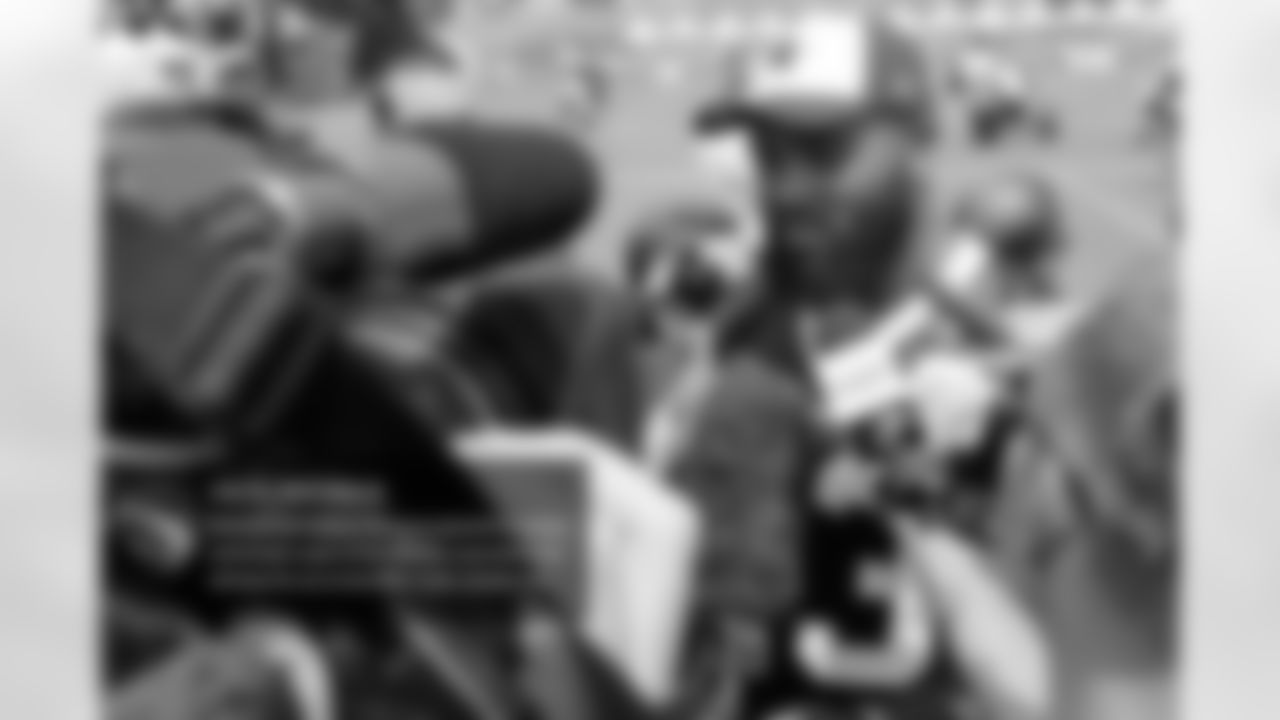 temp20130723_03_AnthonySpencerSurgery.jpg