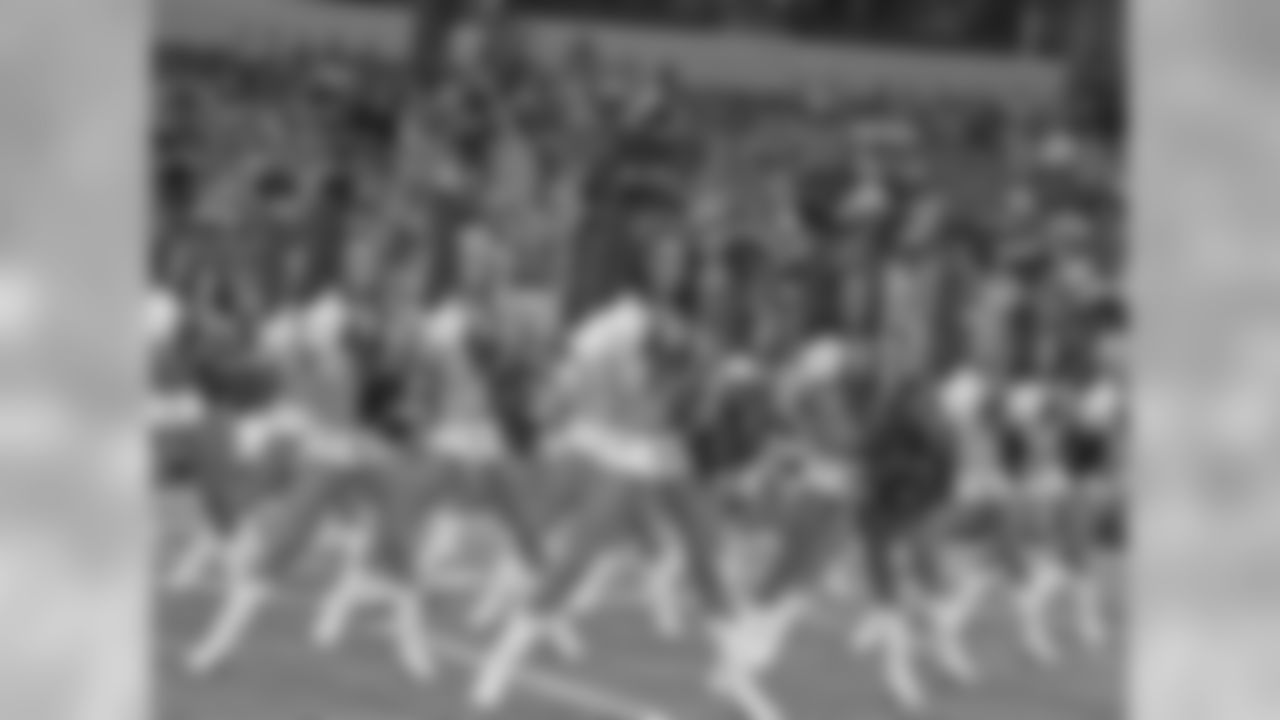 tempCheers1015_3.jpg