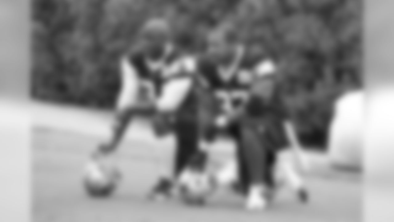 temp20130529_DAL_OTA_quickies53.jpg