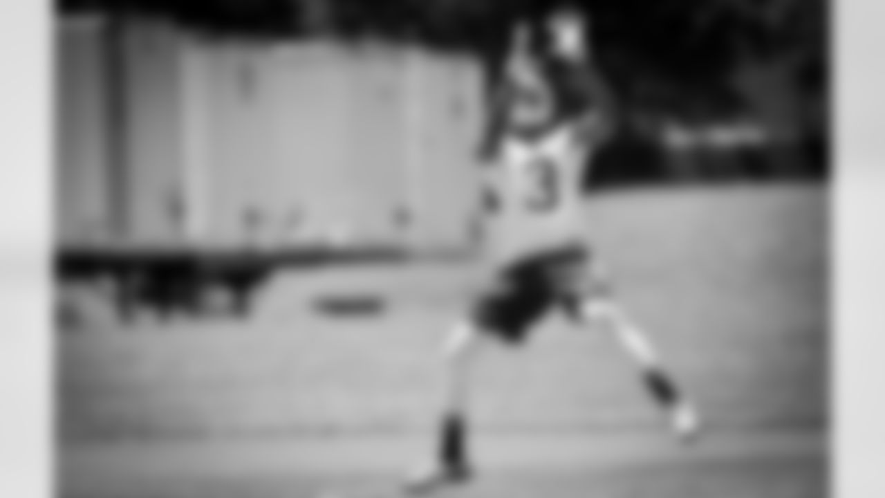 2016_rookie_mini_camp_friday_jj0463.jpg