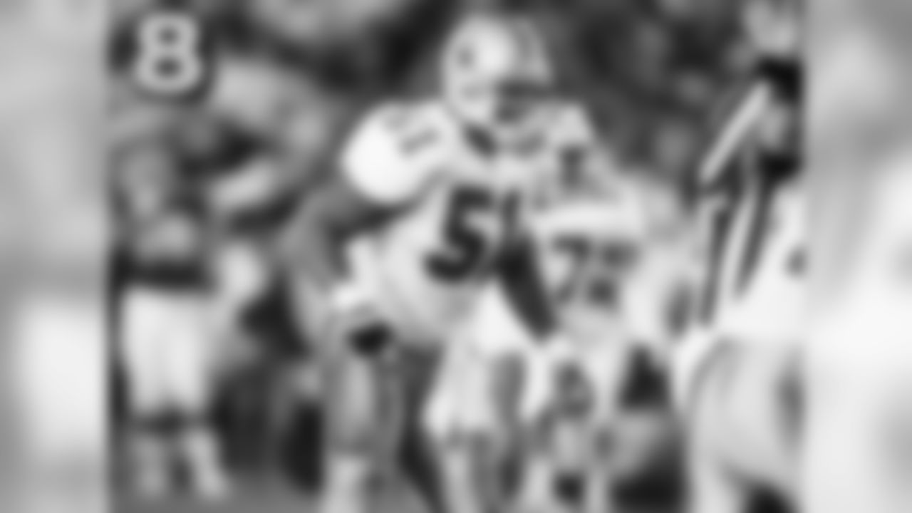 Ken Norton Jr. – The second-round pick of Tom Landry's final draft class in 1988. He was the vocal leader of the Cowboys' defenses during the first two Super Bowls of the 1990s. Norton's game against the Bills in Super Bowl XXVII was memorable. N