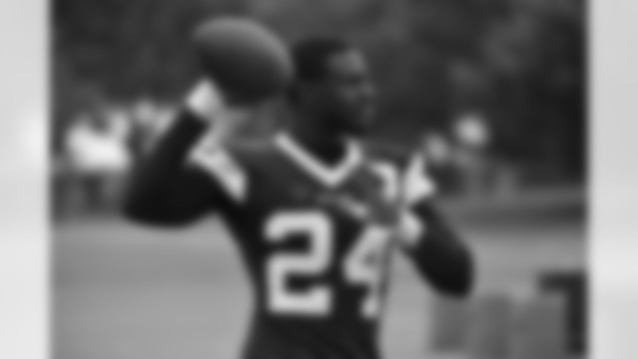 20151022_practice_claibourne_jj0159.jpg