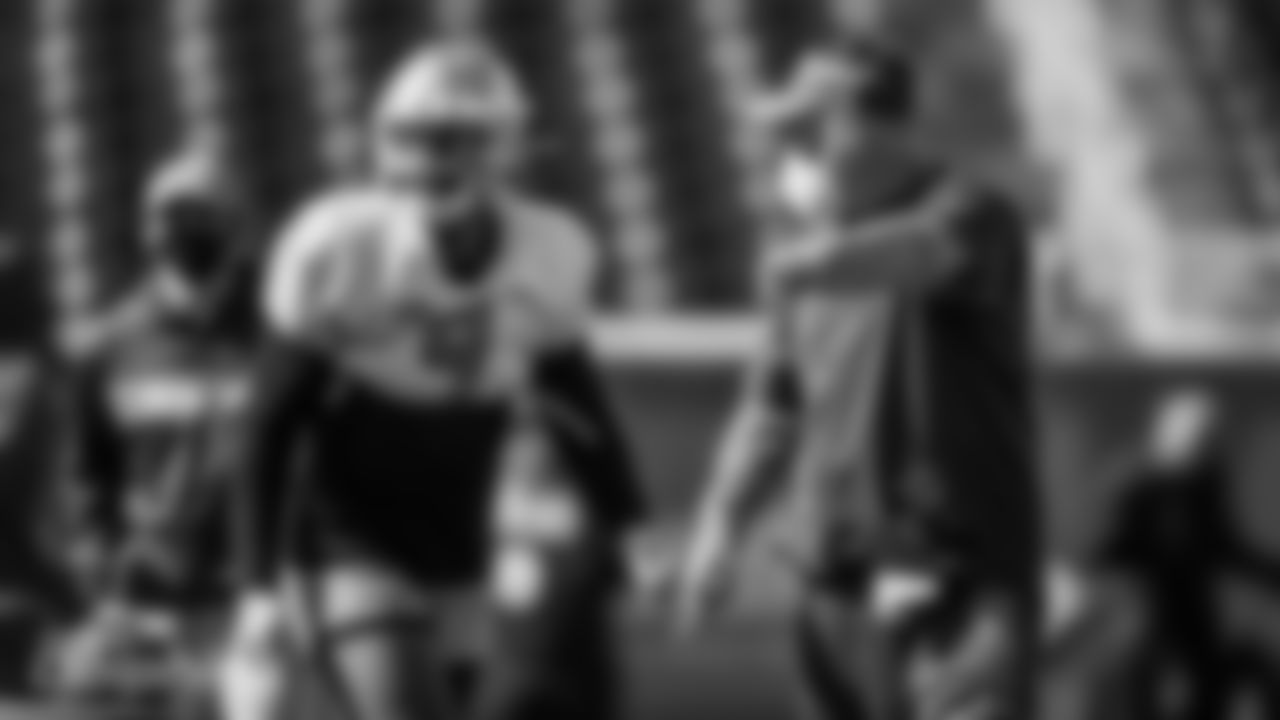 012821-SeniorBowlPractice-pm968