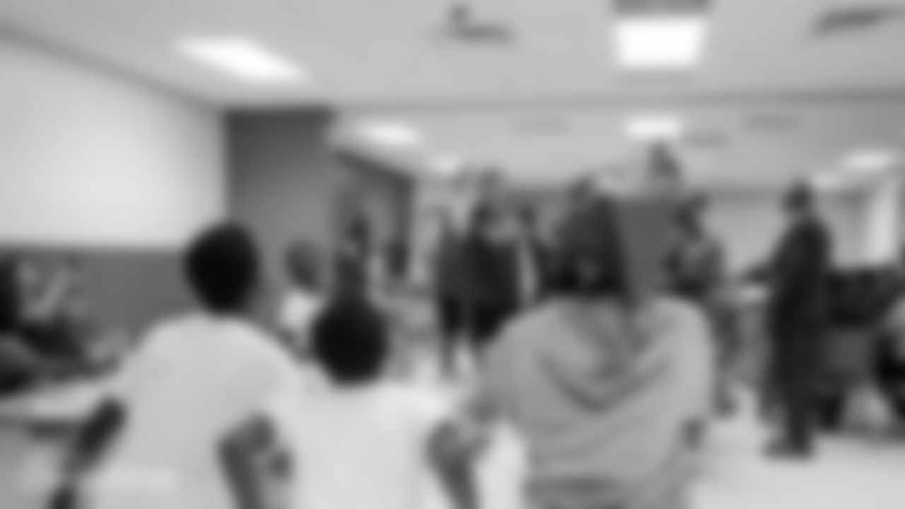 122018-KennyStillsHolidayEvent-CG0107