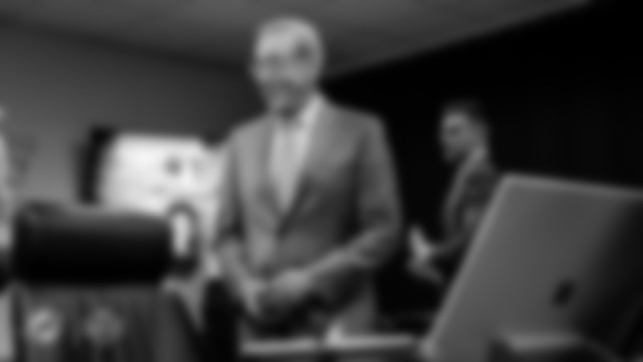042519 Draft War Room PM 0153