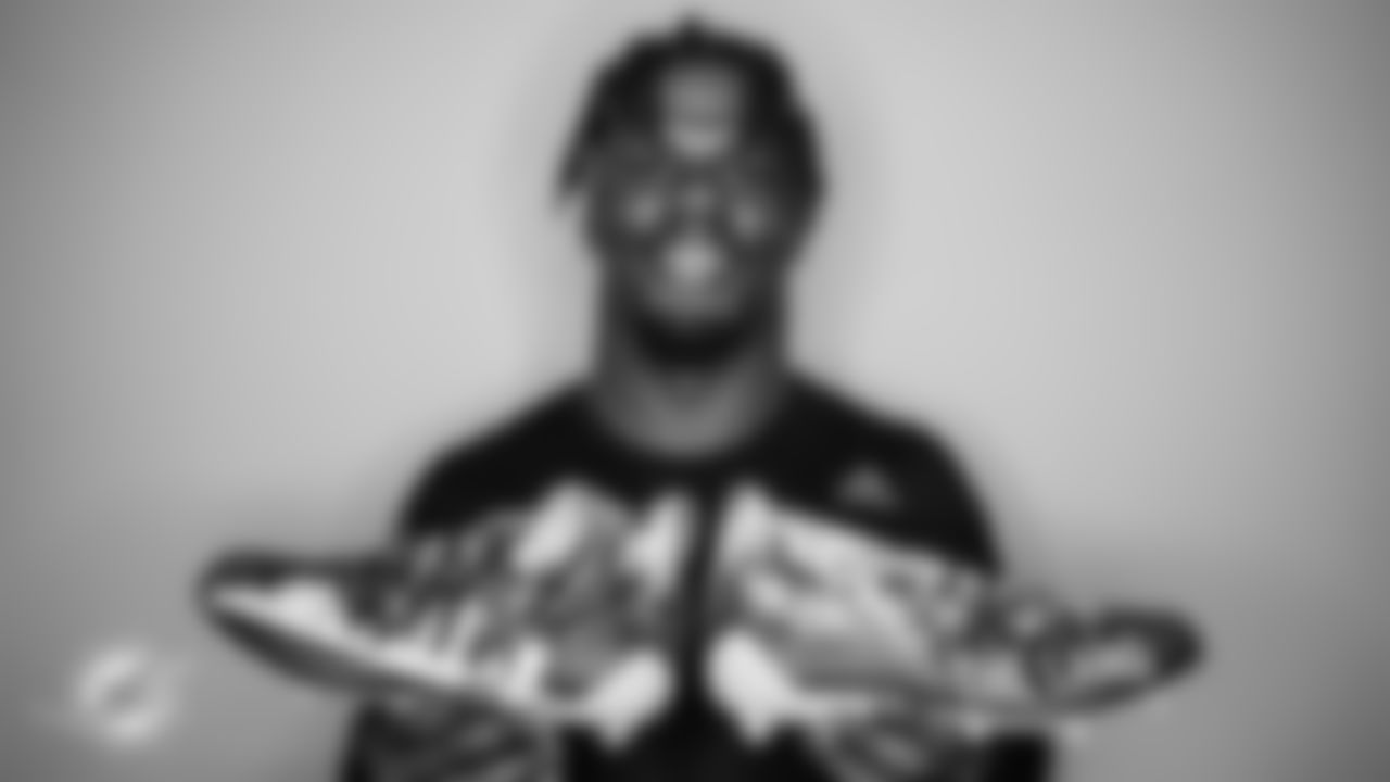 Miami Dolphins linebacker Jerome Baker (55) during My Cause My Cleats unboxing, Monday, Nov. 29, 2021, in Miami Gardens, Fla. (Carlos Goldman/Miami Dolphins)