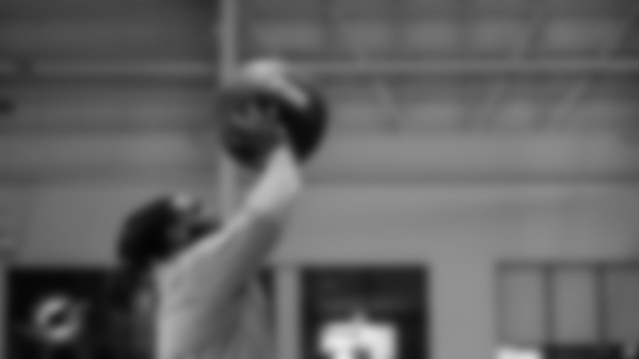 ÅÝܽÊÓÆµ Dolphins guard Solomon Kindley (66) during off season workouts on Monday, April 4, 2022 in ÅÝܽÊÓÆµ, Fla. (Carlos Goldman/ÅÝܽÊÓÆµ Dolphins via AP)
